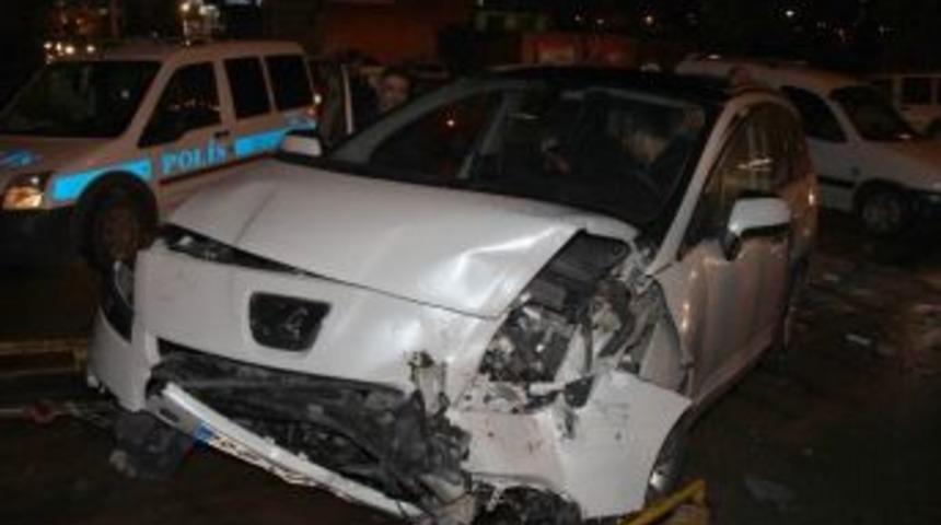 Samsun'da Trafik Kazası: 8 Yaralı