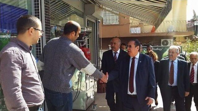 Başkan &Ouml;zcan Toroslar&rsquo;da Destek İstedi 1