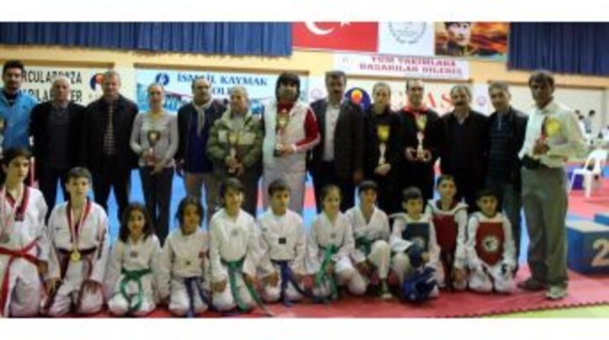 18 Mart Deniz Zaferi Tekvando Şampiyonası