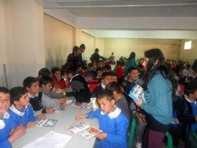 Tegv’den ‘eğlen, Öğren, Hijyen’ Etkinliği 2