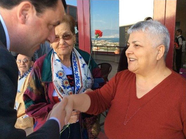 Ak Partili Dereli, Yaşlıların G&ouml;nl&uuml;n&uuml; Aldı 1