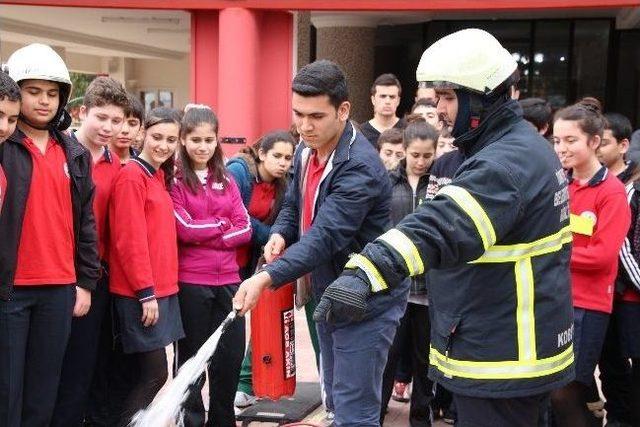 Sağlık Personeli Olacak Öğrencilere Yangın Eğitimi 2