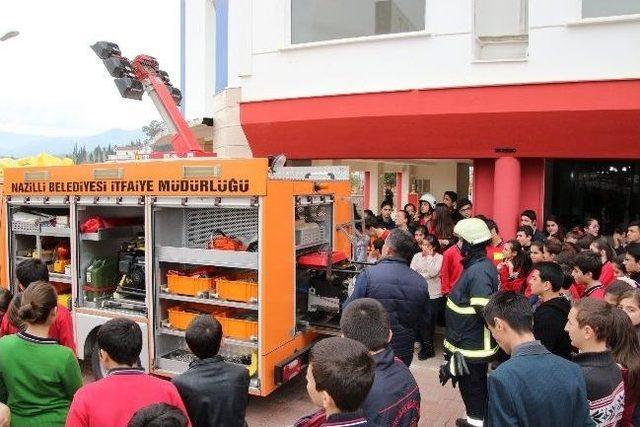 Sağlık Personeli Olacak Öğrencilere Yangın Eğitimi 3