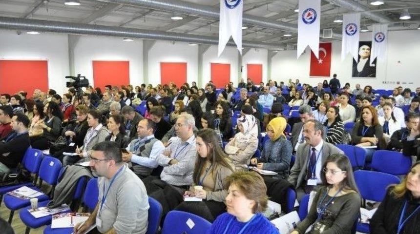 Yanlış Tedavi Uygulamalarının Yalnızca Y&uuml;zde 10&rsquo;unda Hekimler Hatalı