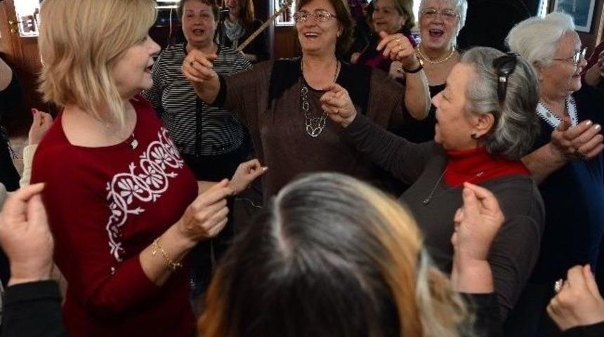 K&ouml;rfez'de "ikinci Bahar" Coşkusu