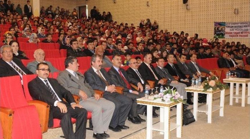 &Uuml;niversitede &Ccedil;anakkale Zaferinin 99. Yıld&ouml;n&uuml;m&uuml; Kutlandı