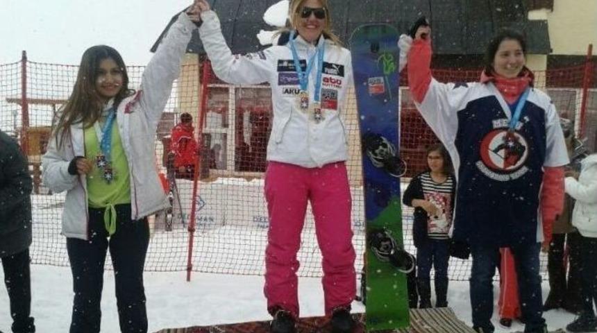 Snowboard B&ouml;lge Takımı, T&uuml;rkiye &Uuml;&ccedil;&uuml;nc&uuml;s&uuml; Oldu