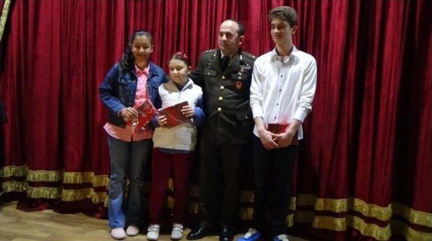 Filyos&rsquo;ta &Ccedil;anakkale Şehitlerini Anma Programı D&uuml;zenlendi