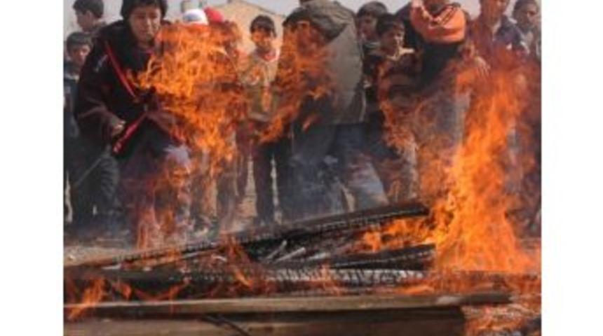Erzurum&rsquo;un Kara&ccedil;oban Ve Tekman İl&ccedil;elerinde Nevruz Kutlandı