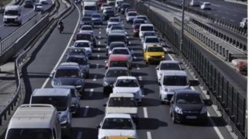 Doğu&rsquo;da En &Ccedil;ok Trafiğe Kayıtlı Ara&ccedil; Erzurum&rsquo;da Bulunuyor