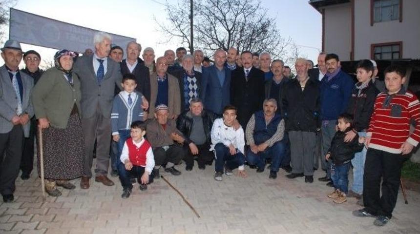 Başkan Doğan Kargaoğlu K&ouml;y&uuml;n&uuml; Ziyaret Etti