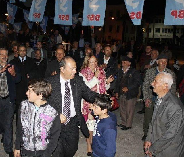 Urlalılar Tek Y&uuml;rek Olup &Ccedil;anakkale Şehitlerini Andı 2