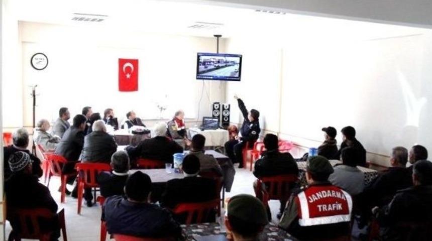 Gediz&rsquo;de G&uuml;venli Trakt&ouml;r Kullanımı Eğitim Semineri