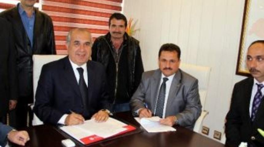 Suşehri Belediyesi Toplu İş S&ouml;zleşmesi İmzaladı