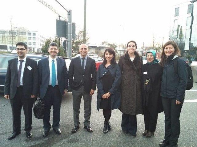 Sakarya B&uuml;y&uuml;kşehir Belediyesi, İsvi&ccedil;re&rsquo;de D&uuml;zenlenen Z&uuml;rih Konferansı&rsquo;na Katıldı 1