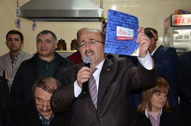 G&uuml;mr&uuml;k&ccedil;&uuml;oğlu, &ldquo;hi&ccedil;bir Zaman Gezip Tozan Belediye Başkanı Olmadık Ve Olmayacağız&rdquo; 1