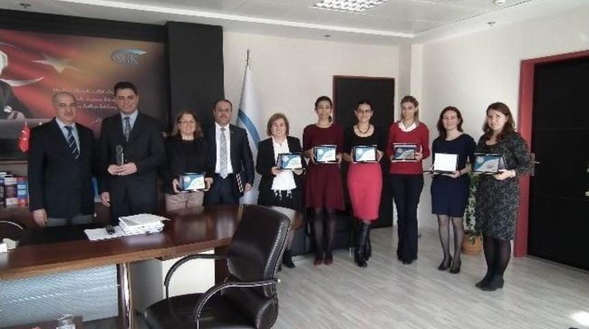 Sgk&rsquo;da Tiyatrocularına &Ouml;d&uuml;l