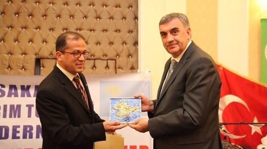 Sakarya B&uuml;y&uuml;kşehir Belediye Başkanı To&ccedil;oğlu: