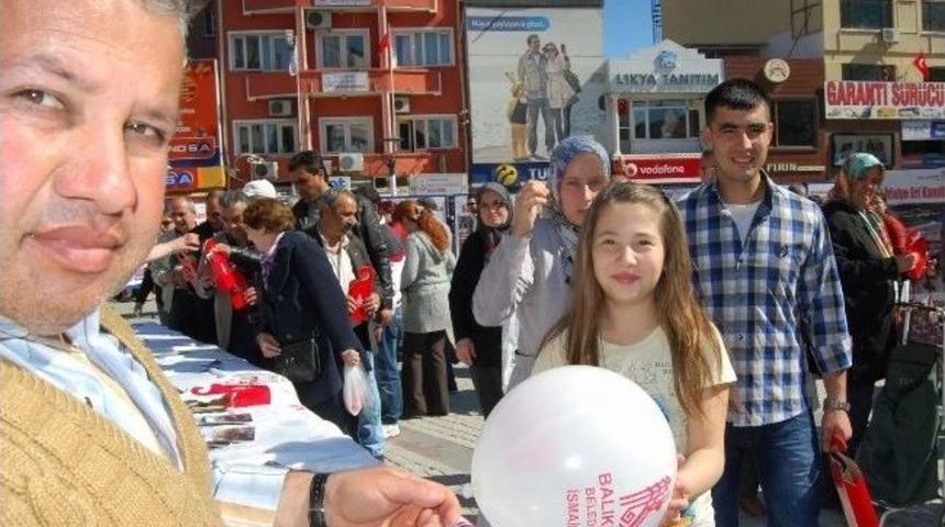 Balıkesir Belediyesi Tanıtım Otob&uuml;s&uuml; Edremit&rsquo;te