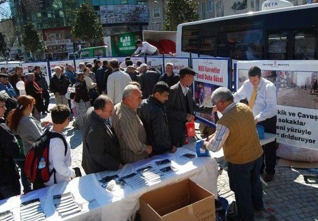 Balıkesir Belediyesi Tanıtım Otob&uuml;s&uuml; Edremit&rsquo;te 1