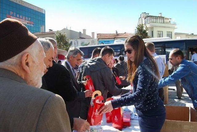 Balıkesir Belediyesi Tanıtım Otob&uuml;s&uuml; Edremit&rsquo;te 3