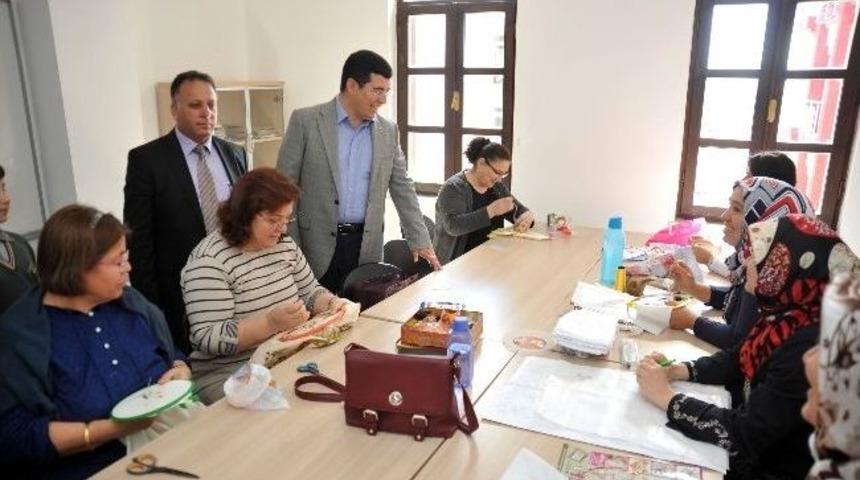 Orhan Gazi Semt Konağı Hizmete A&ccedil;ıldı