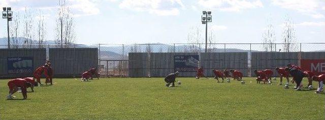 Elazığspor'da Gençlerbirliği Mesaisi Sürüyor