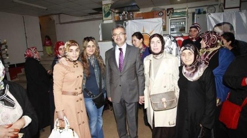 Başkan K&ouml;şker Arap&ccedil;eşme'de Kadın Toplantısına Katıldı