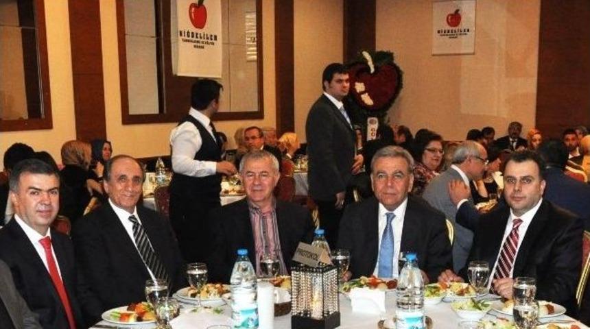 Niğdeliler Hasret Giderdi.