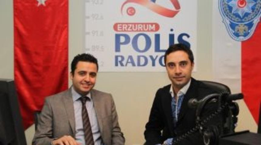 Polis Radyosu&rsquo;nda &Uuml;niversitelerin B&ouml;lge Ekonomisindeki Yeri Anlatıldı