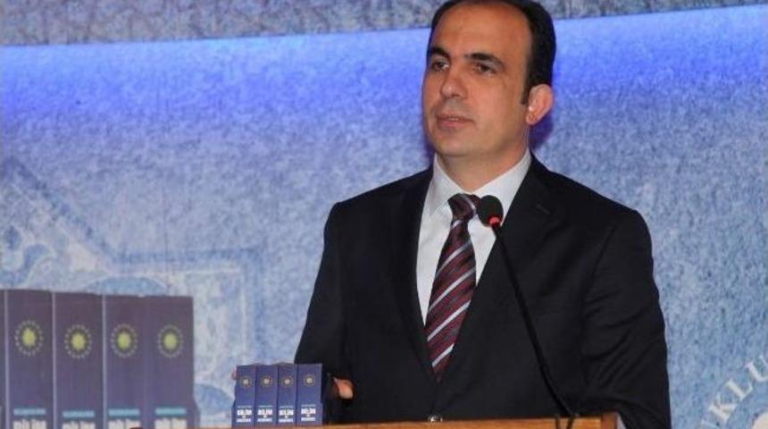 Sel&ccedil;uklu'da Bilim Ve D&uuml;ş&uuml;nce Sempozyumu Tebliğ Kitabı Tanıtıldı.