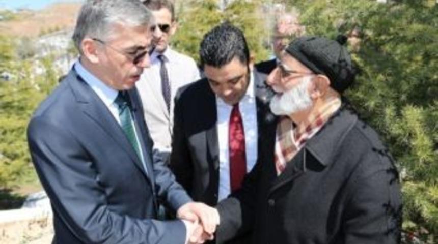 Vali Atıklı'dan "yaşlılar Haftası" Mesajı