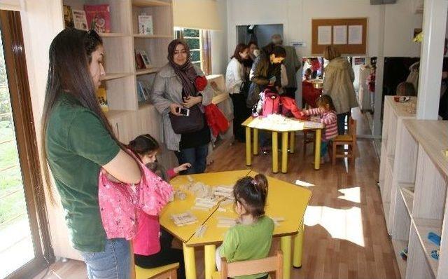 Türkiye’nin İlk İnteraktif Çocuk Kütüphanesi Kadıköy’de Açıldı