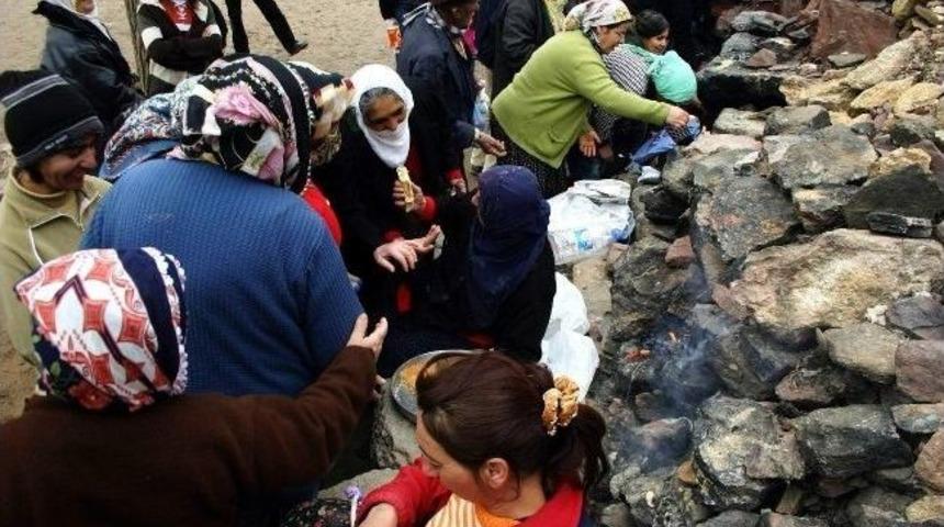 Munzur G&ouml;zelerine Ziyaret&ccedil;i Akını