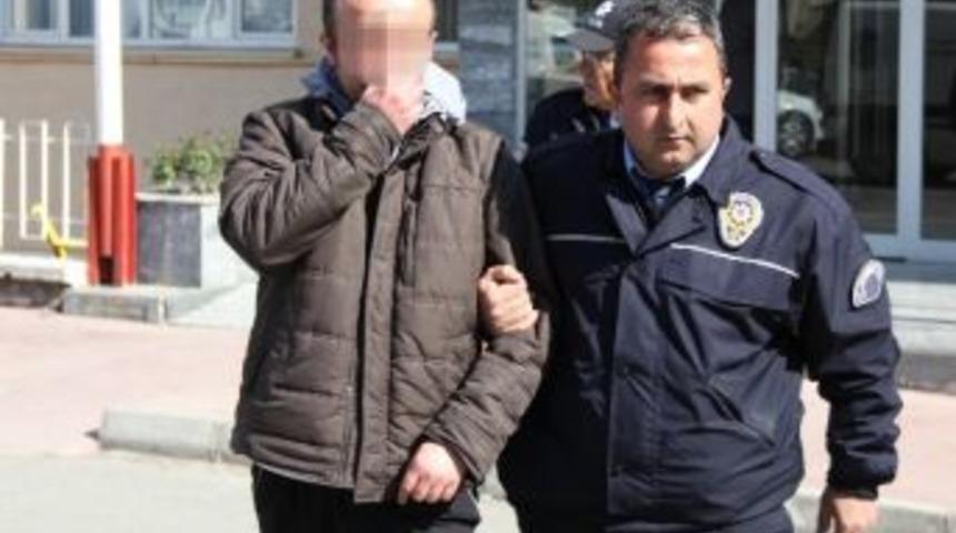 10 Ayrı Su&ccedil;tan Aranan Şahıs D&uuml;ş&uuml;p Yaralanınca Yakalandı