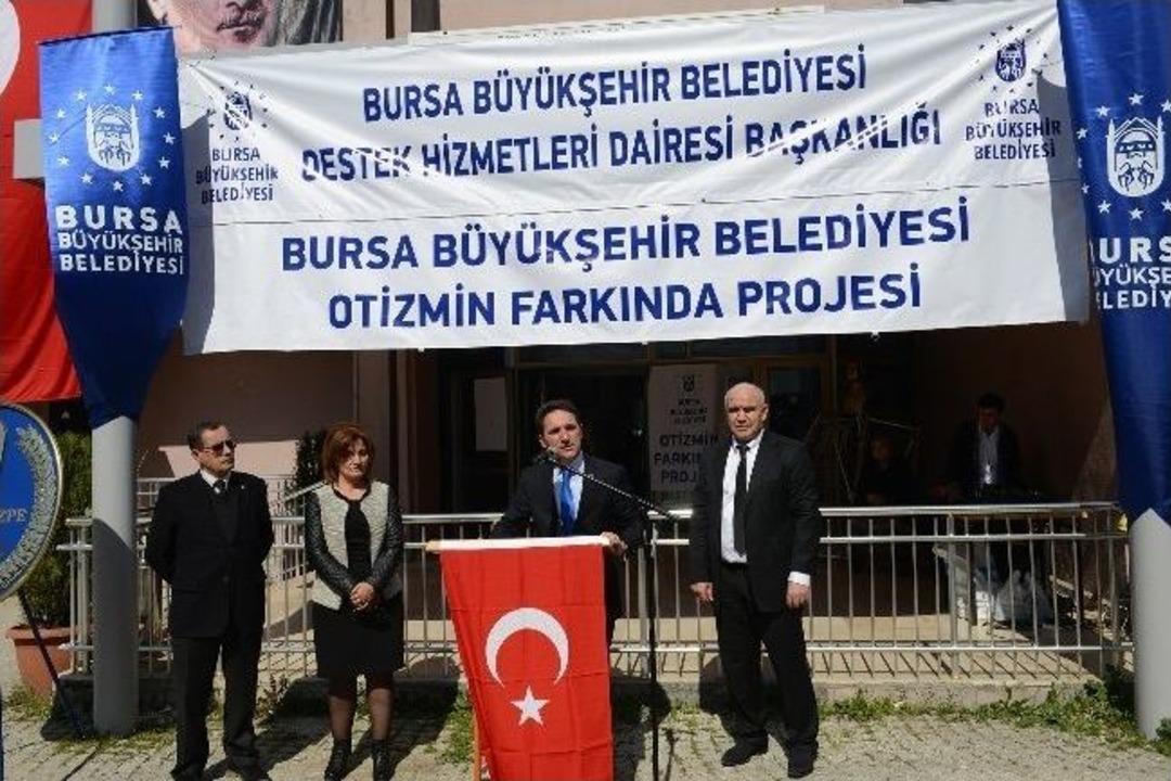 B&uuml;y&uuml;kşehir Otizmin Farkında