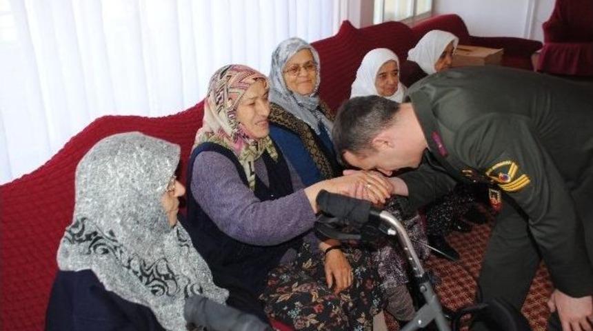 Jandarmadan Huzurevi Ziyareti