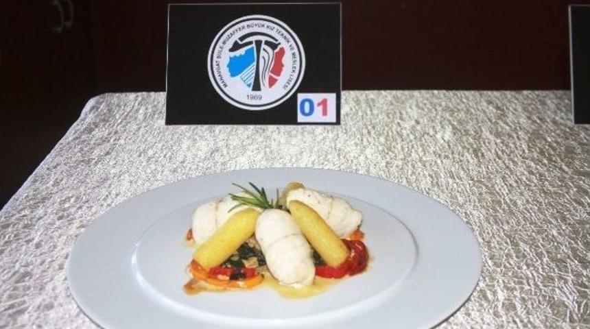 Manavgat'ta "k&uuml;&ccedil;&uuml;k Adımlar B&uuml;y&uuml;k Hedefler Yemek Yarışması"