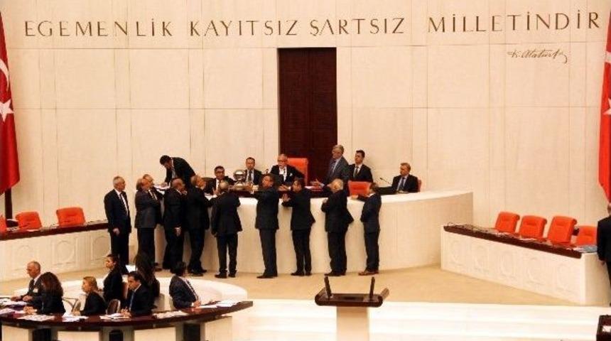 Tbmm Genel Kurulu&rsquo;nda Fezleke Tartışmaları