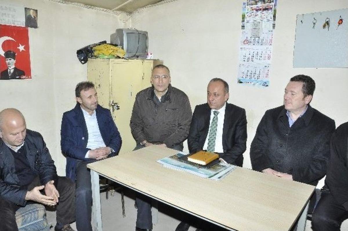 Tahsin Babaş&rsquo;tan Gen&ccedil;lere &Uuml;cretsiz İnternet M&uuml;jdesi