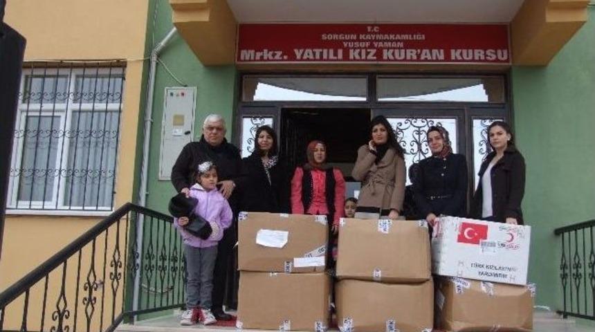 Sorgun Kızılay Derneğinden Giysi Yardımı