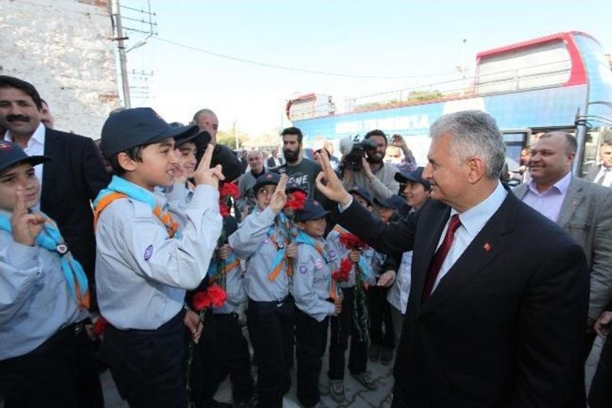 Binali Yıldırım, İzci Selamı Verdi, Motorla Yolculuk Yaptı