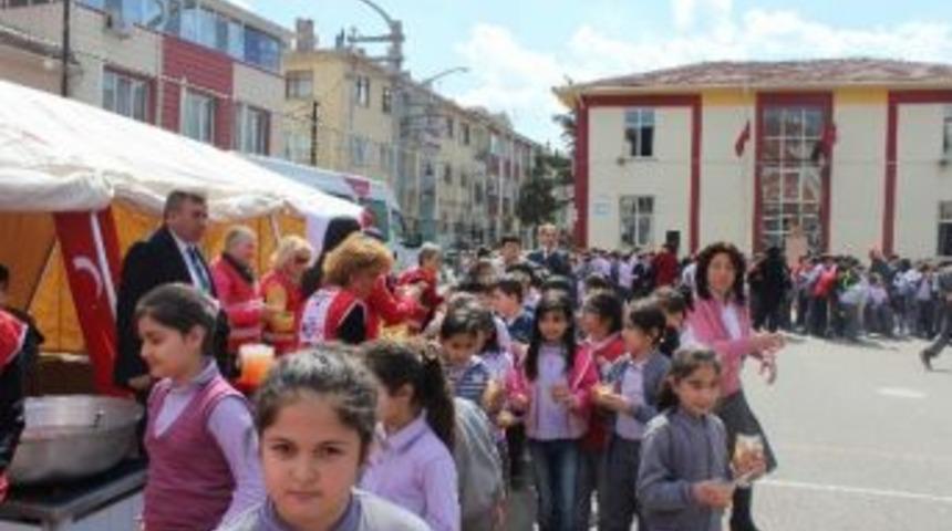 T&uuml;rk Kızılayı Eskişehir Şubesi&rsquo;nden 18 Mart Anma Etkinliği