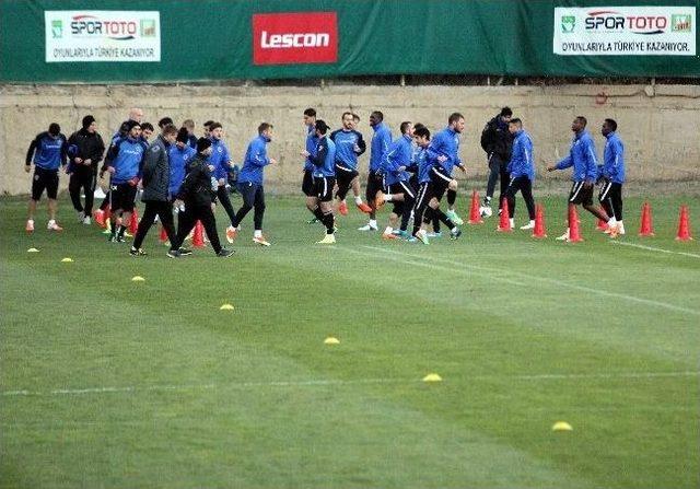 Kardemir Karab&uuml;kspor, Medical Park Antalyaspor Karşısında Puan Hedefliyor 2