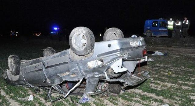 Otomobil Takla Attı: 1 Ölü, 4 Yaralı 1