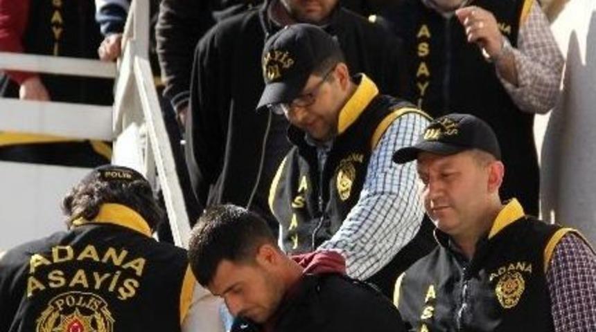 &Ccedil;aldıkları Mazotu &Ccedil;ift&ccedil;iye Sattılar