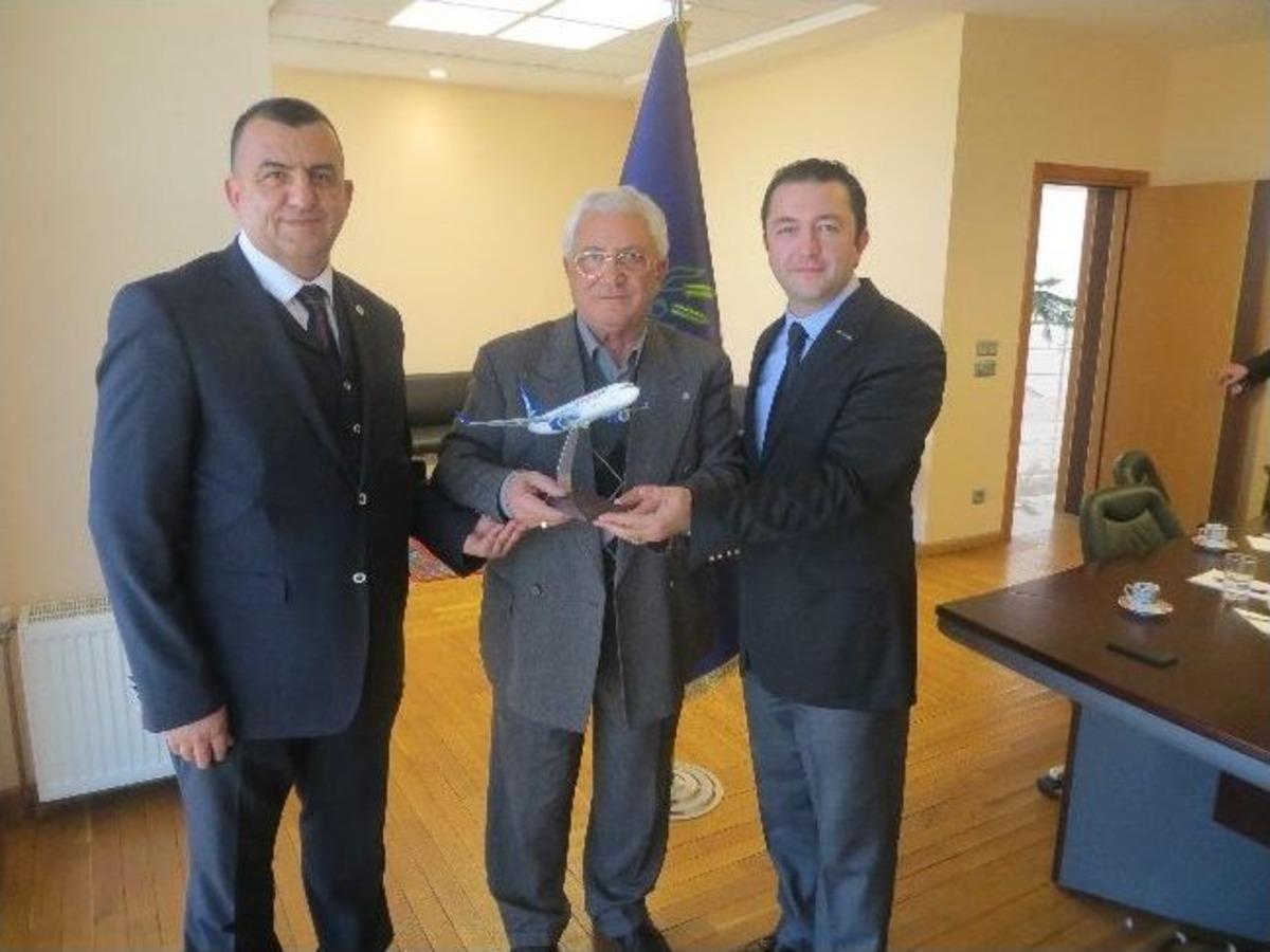 Thy G&ouml;revlileri Ticaret Borsasını Ziyaret Etti