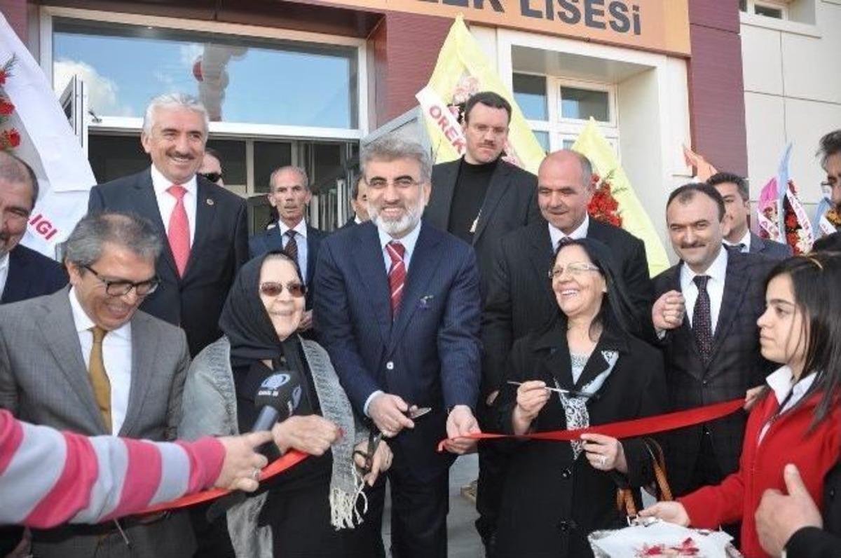 Oral Ailesinden Eğitime B&uuml;y&uuml;k Katkı