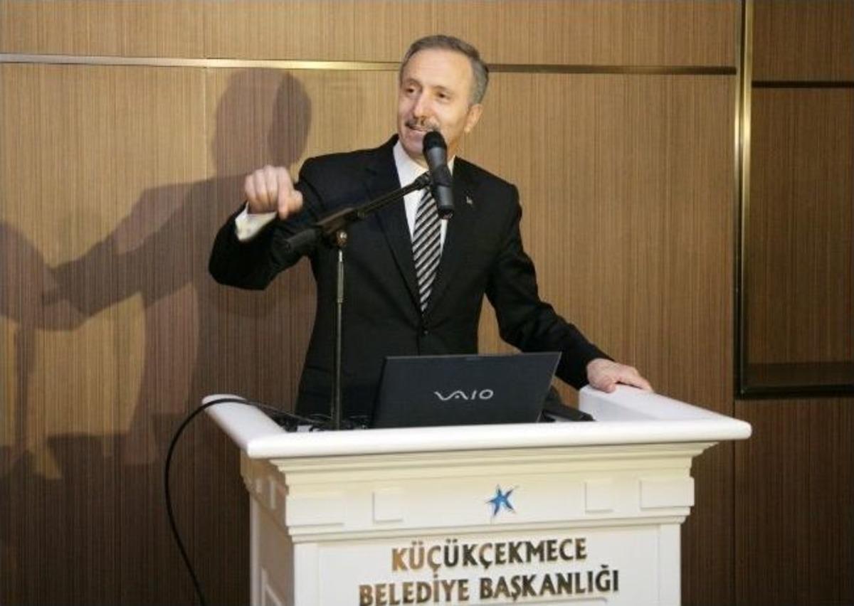 &Ccedil;evre Dostu Belediye Binasında Vedalı Tanıtım