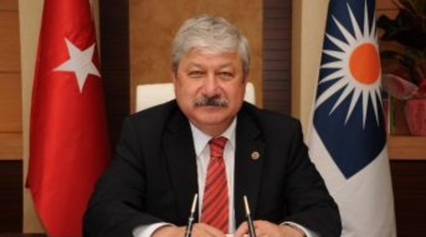 Başkan Akaydın&rsquo;dan Adaylara Anlamlı &Ccedil;ağrı
